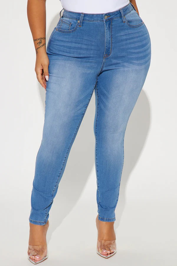 Jean Chic & Confident
