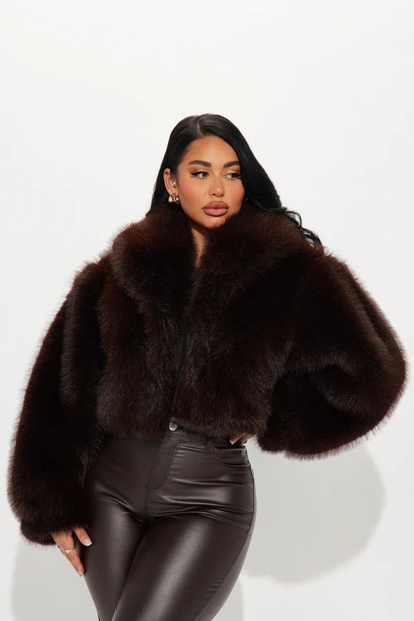 Manteau en fausse fourrure
