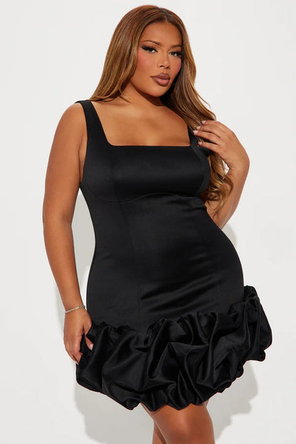 Mini-robe en satin de terre de Sienne